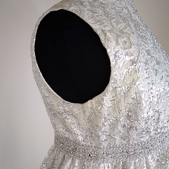 Vintage Handmade Formal Silver And Cream Dress Size S/M Approximate - Picture 9 of 16